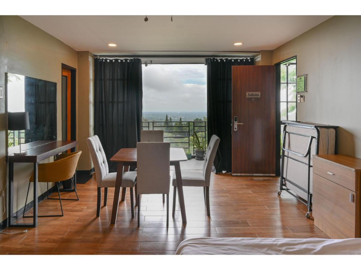 Capital O 890 Nami Hotel Tagaytay Тагайтай Экстерьер фото